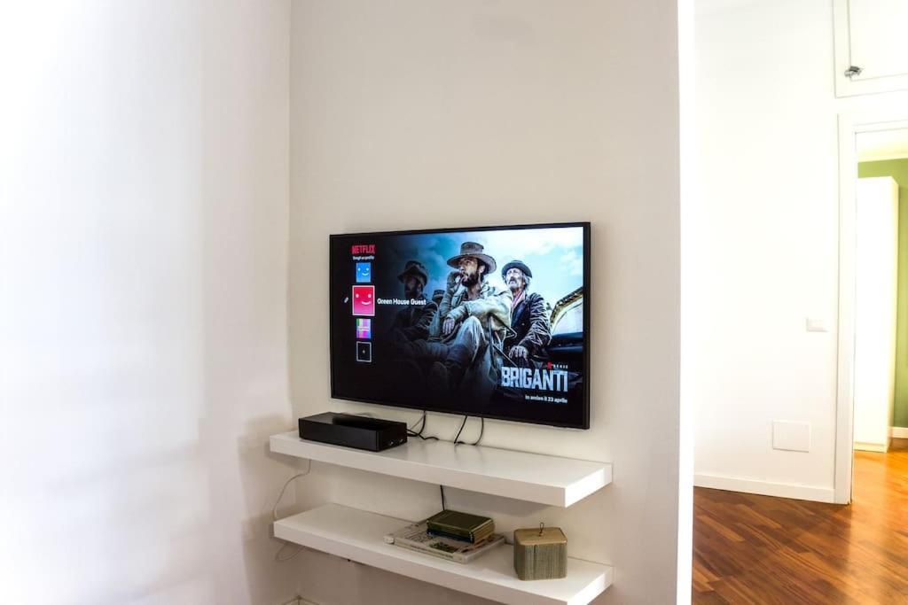 Apartamento House - 20 Min From Center, Free Wifi And Private Parking Milán